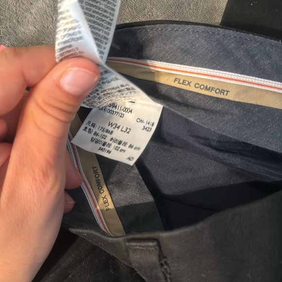 Dockers Pants - Picture 3 of 3